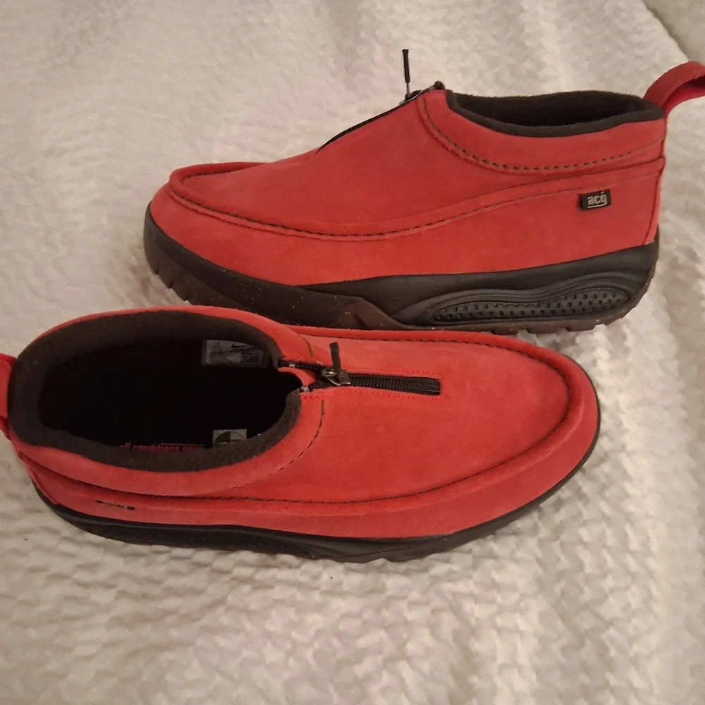Nike ACG Izy NWOB Size 11 - Picture 1 of 1